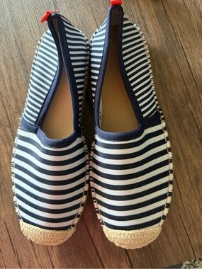 NWOT Seastar Beachwear Navy and White Striped Espadrille Water Shoes